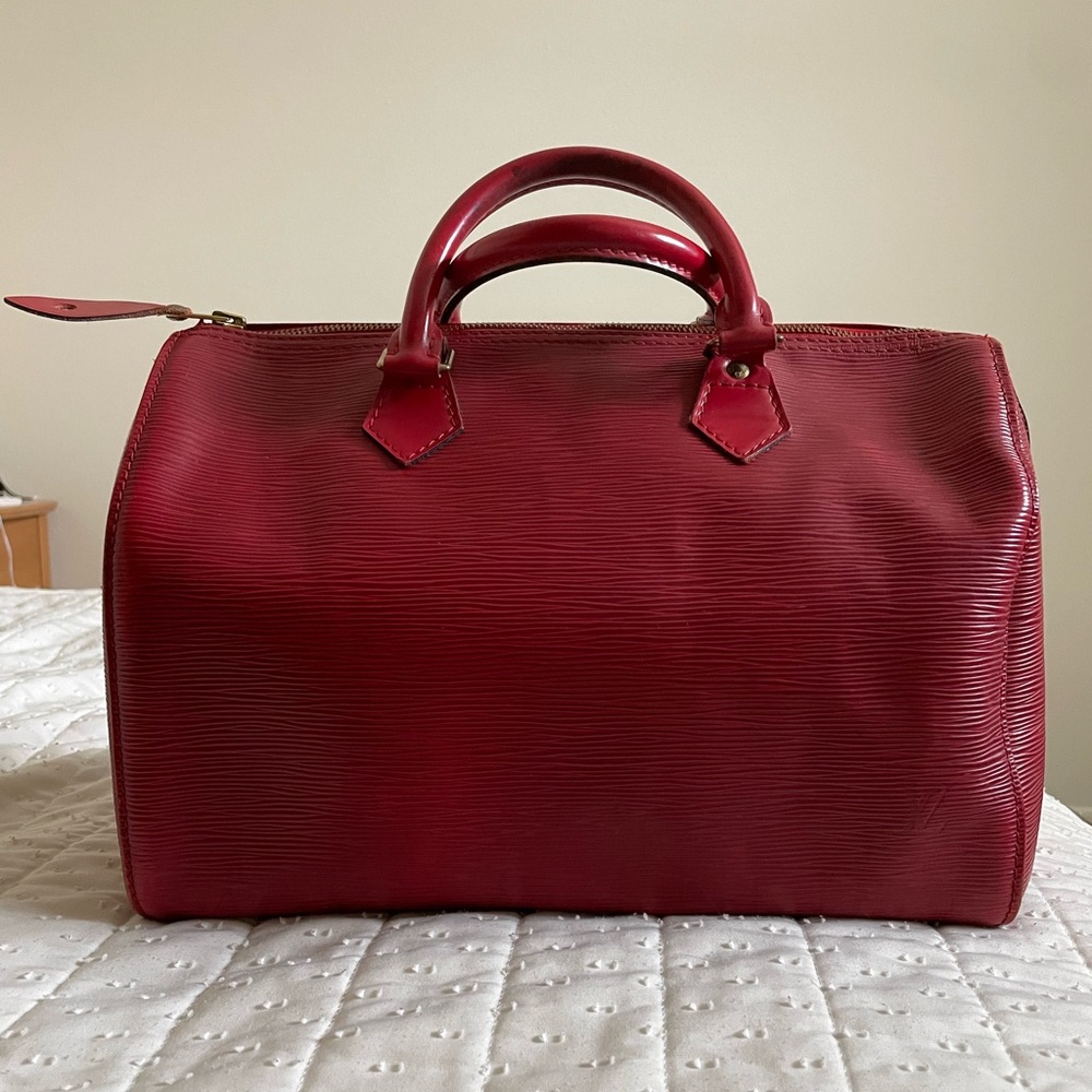 Vintage Pre-loved Louis Vuitton Speedy 30 in Epi Red